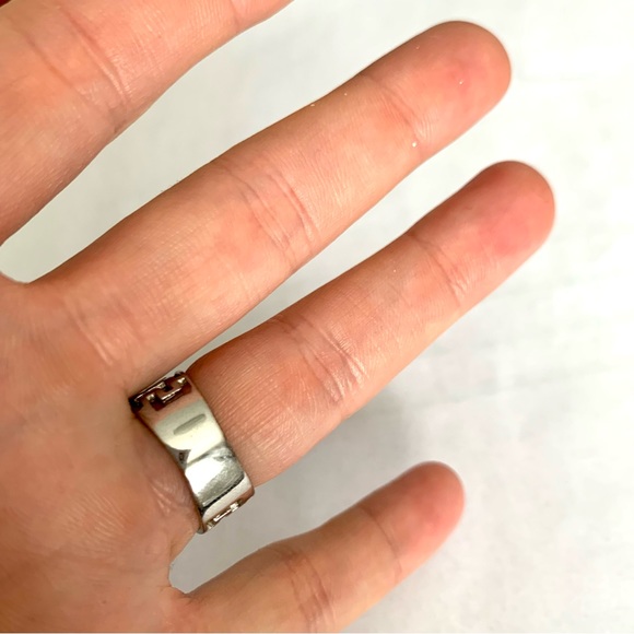 Delicate Sterling Silver .925 Greek Key ring, Sz. 5 - Picture 5 of 5